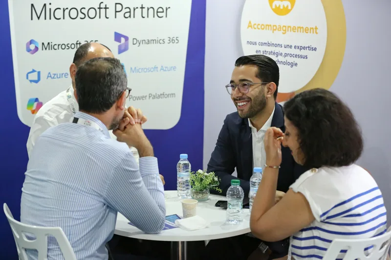 El Mehdi Safraoui in a round-table conversation with visitors at GITEX Africa